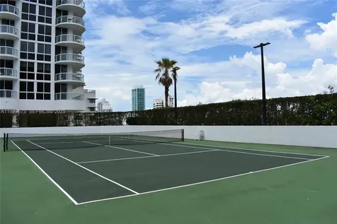 6365 Collins Avenue Miami Beach FL 33141
