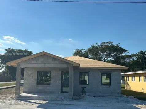580 SW 10th Avenue Homestead FL 33030