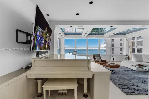4925 Collins Avenue Miami Beach FL 33140