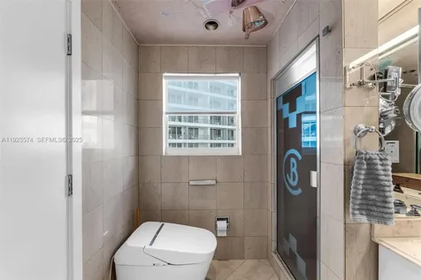 4925 Collins Avenue Miami Beach FL 33140