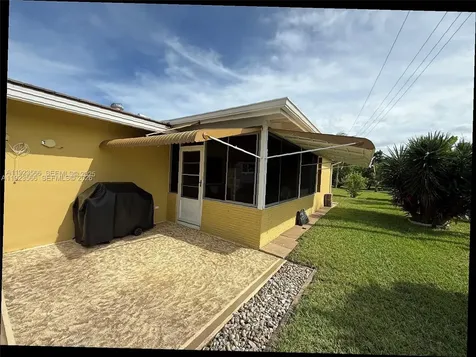 4208 NW 47th Court Tamarac FL 33319