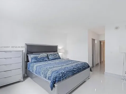 19370 E Collins Avenue Sunny Isles Beach FL 33160