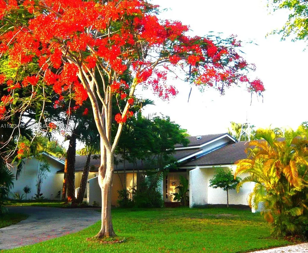 17123 SW 78th Place Palmetto Bay FL 33157