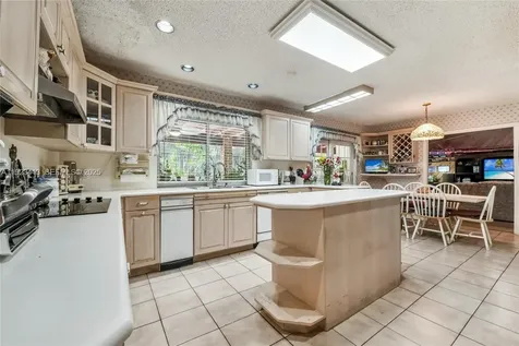 17123 SW 78th Place Palmetto Bay FL 33157