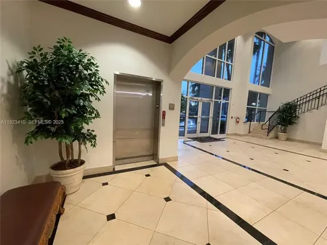 2893 Executive Park Drive Weston FL 33331