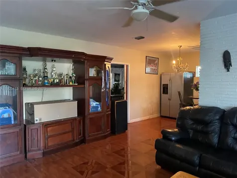 3880 NW 6th Street Lauderhill FL 33311