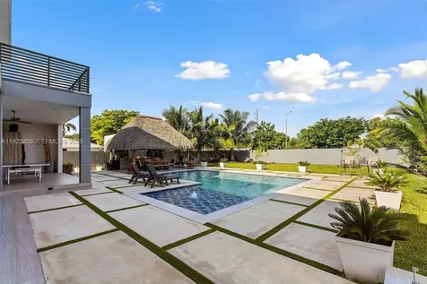 81 S Royal Poinciana Boulevard Miami Springs FL 33166