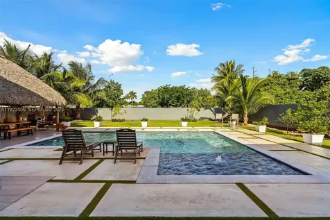 81 S Royal Poinciana Boulevard Miami Springs FL 33166