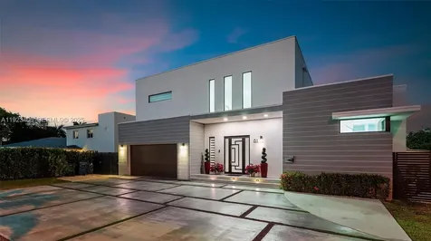 81 S Royal Poinciana Boulevard Miami Springs FL 33166