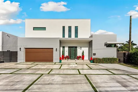 81 S Royal Poinciana Boulevard Miami Springs FL 33166