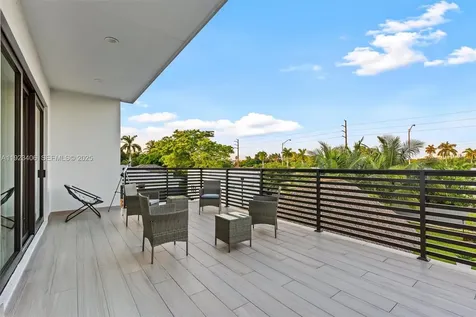 81 S Royal Poinciana Boulevard Miami Springs FL 33166