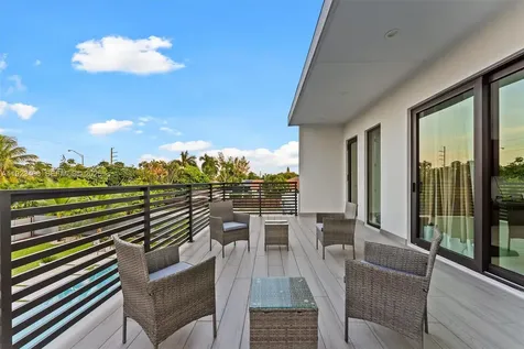 81 S Royal Poinciana Boulevard Miami Springs FL 33166