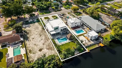 81 S Royal Poinciana Boulevard Miami Springs FL 33166