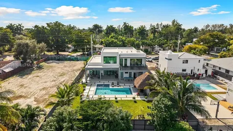 81 S Royal Poinciana Boulevard Miami Springs FL 33166