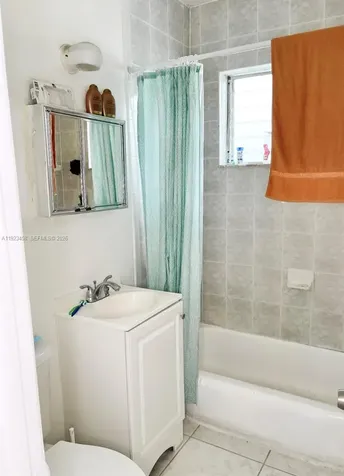 6895 Byron Avenue Miami Beach FL 33009