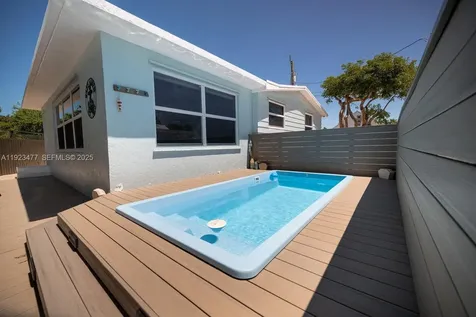 212 Buttonwood Lane Key Largo FL 33070
