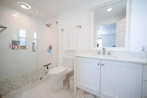 212 Buttonwood Lane Key Largo FL 33070