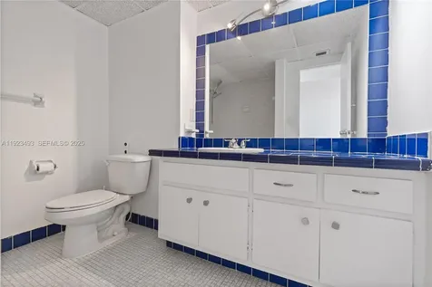800 West Avenue Miami Beach FL 33139