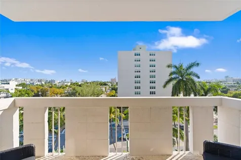 800 West Avenue Miami Beach FL 33139