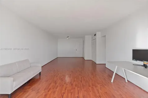 800 West Avenue Miami Beach FL 33139