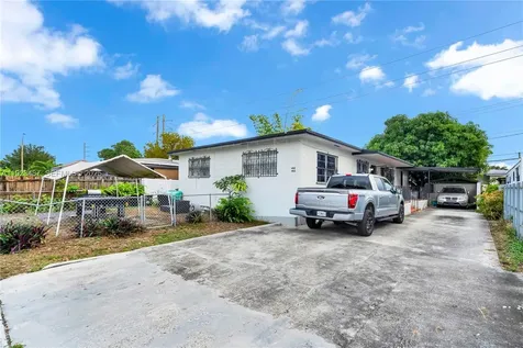 4712 NW 5th Street Miami FL 33126