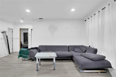 4712 NW 5th Street Miami FL 33126