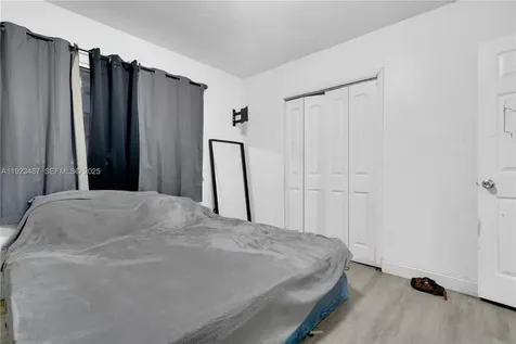 4712 NW 5th Street Miami FL 33126