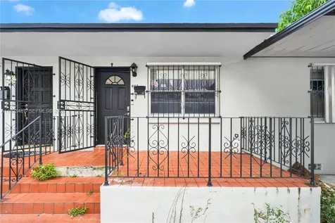 4712 NW 5th Street Miami FL 33126