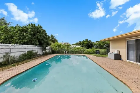 1541 NW 63rd Avenue Sunrise FL 33313