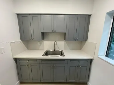 544 Michigan Avenue Miami Beach FL 33139
