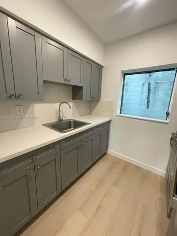 544 Michigan Avenue Miami Beach FL 33139
