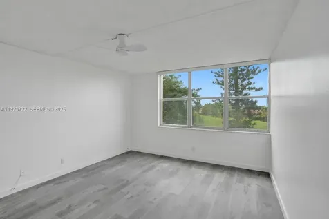 3821 Environ Boulevard Lauderhill FL 33319