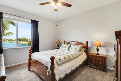 11471 Paradise Cove Lane Wellington FL 33449