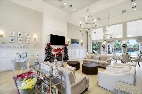 11471 Paradise Cove Lane Wellington FL 33449