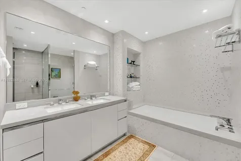 16901 Collins Avenue Sunny Isles Beach FL 33160