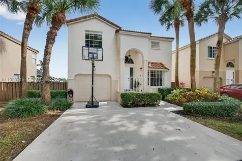 1260 NW 110th Avenue Plantation FL 33322