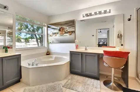 8879 Chestnut Ridge Way Boynton Beach FL 33473