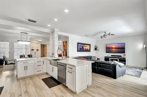 8879 Chestnut Ridge Way Boynton Beach FL 33473