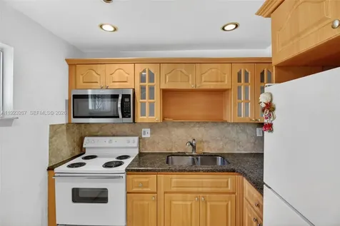 11309 SW 200th Street Miami FL 33157