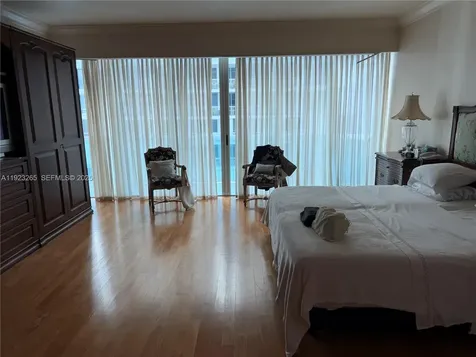 10101 Collins Avenue Bal Harbour FL 33154