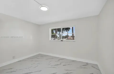 201 SE 11th Terrace Dania Beach FL 33004