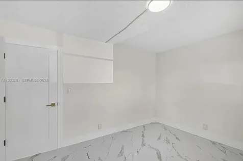 201 SE 11th Terrace Dania Beach FL 33004