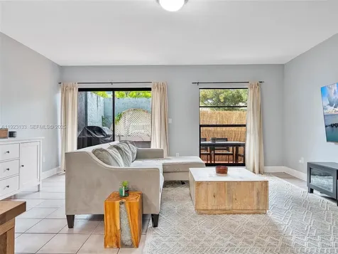515 NE 38th Street Miami FL 33137