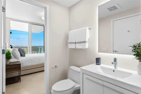 3801 Collins Avenue Miami Beach FL 33140