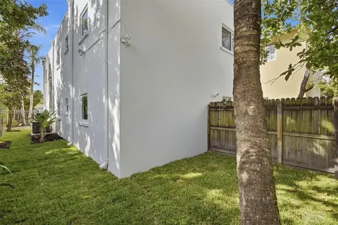 1045 SW 25th Avenue Miami FL 33135