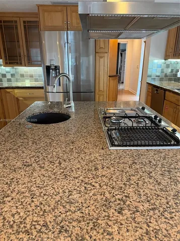 518 & 524 N Riverside Drive Pompano Beach FL 33062