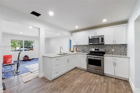 112 Milton Street Lantana FL 33462