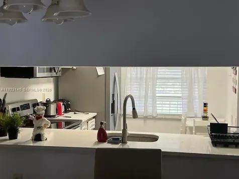 1207 Bahama Bend Pompano Beach FL 33066