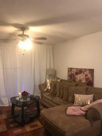 1207 Bahama Bend Pompano Beach FL 33066