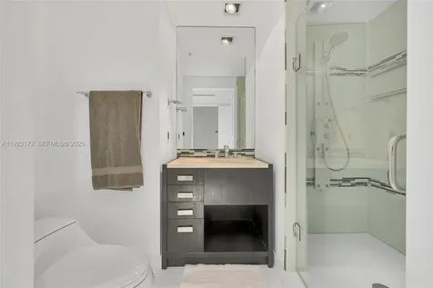 18201 Collins Avenue Sunny Isles Beach FL 33160